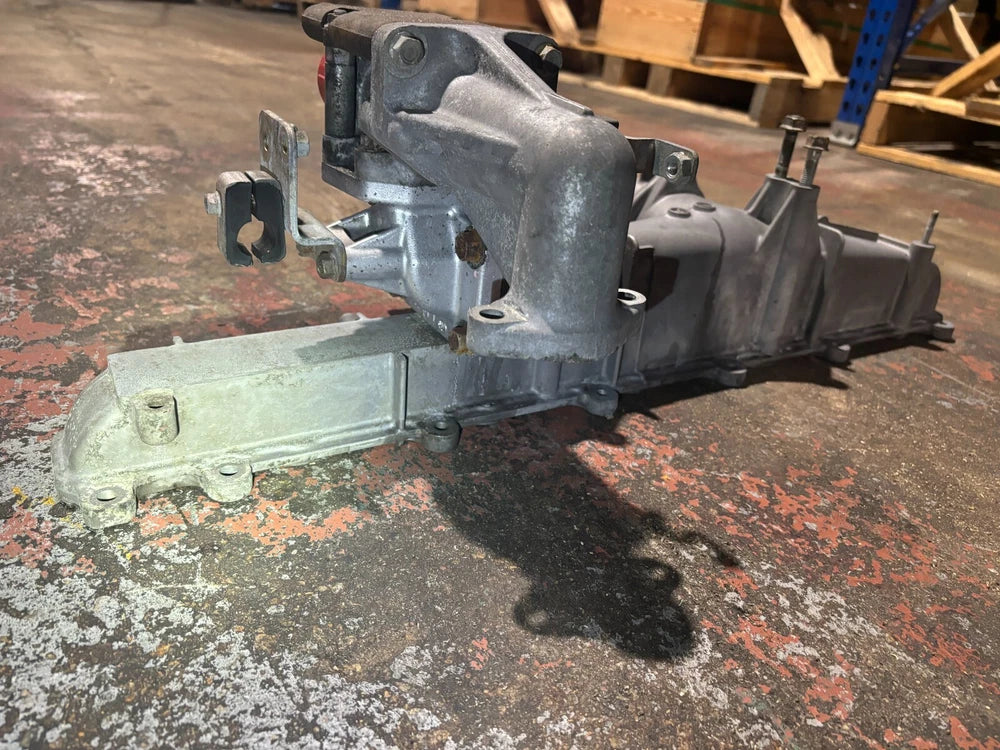 OEM EPA04 Isuzu 6HK1 Diesel Engine Intake Manifold with EGR Valve