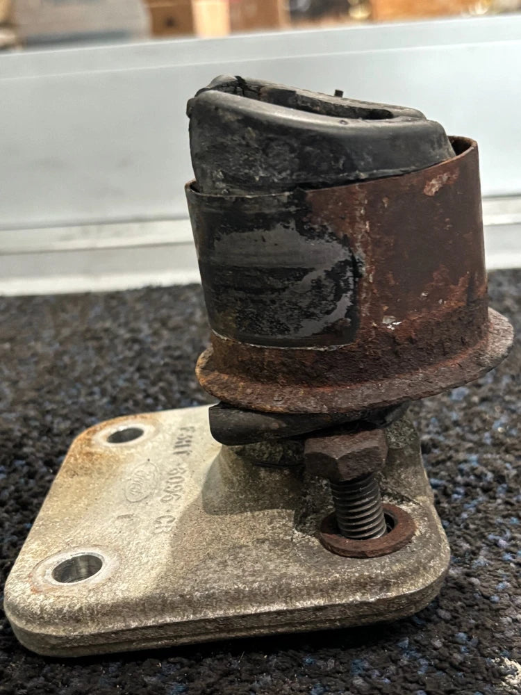 Ford OEM Motor Mount for Cummins Diesel Engine F3HT-6096-CB