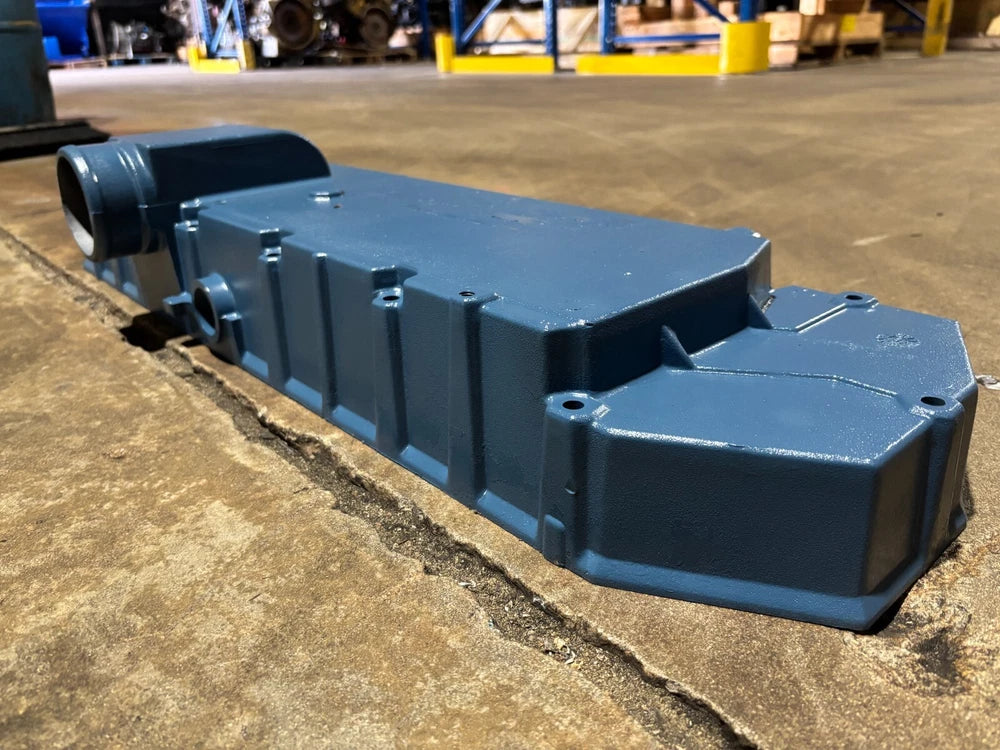 OEM International DT466E DT530E Diesel Engine Valve Cover 1827895C2