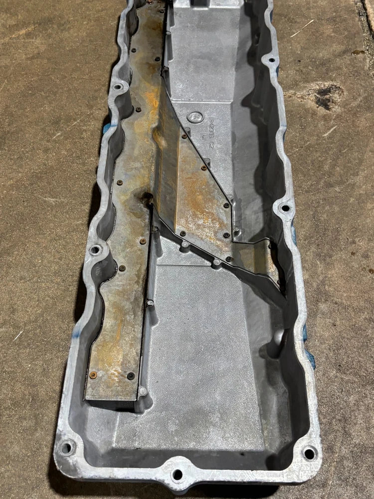 OEM International DT466E DT570E Diesel Engine Valve Cover 1842336C2