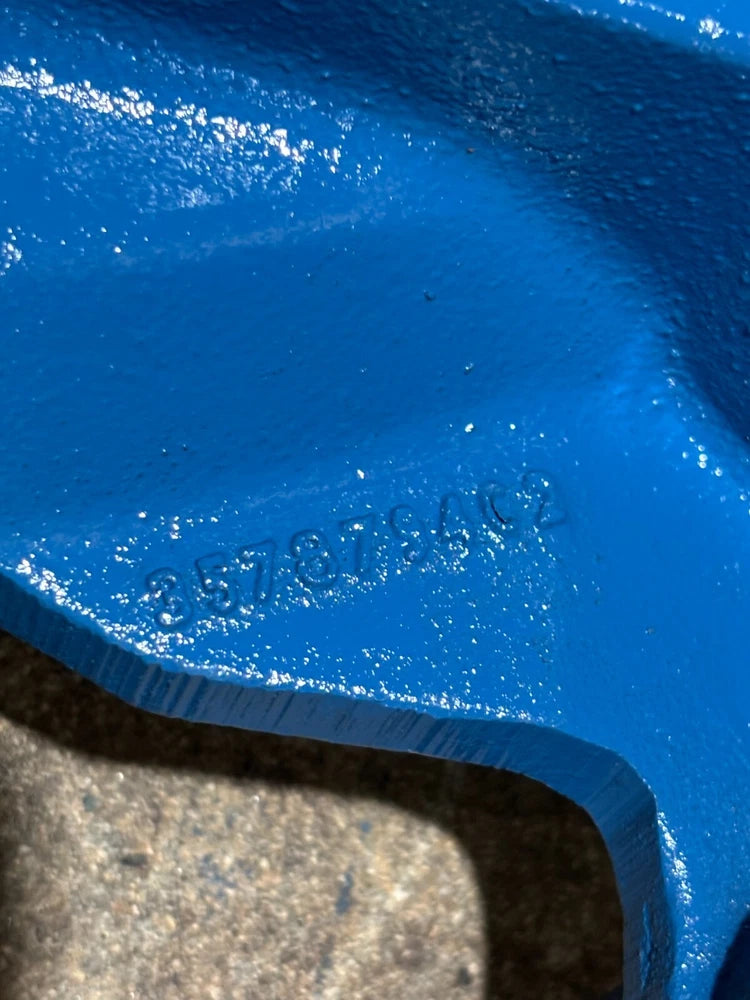 OEM International DT466E Diesel Engine Front Motor Mount 3578974C2