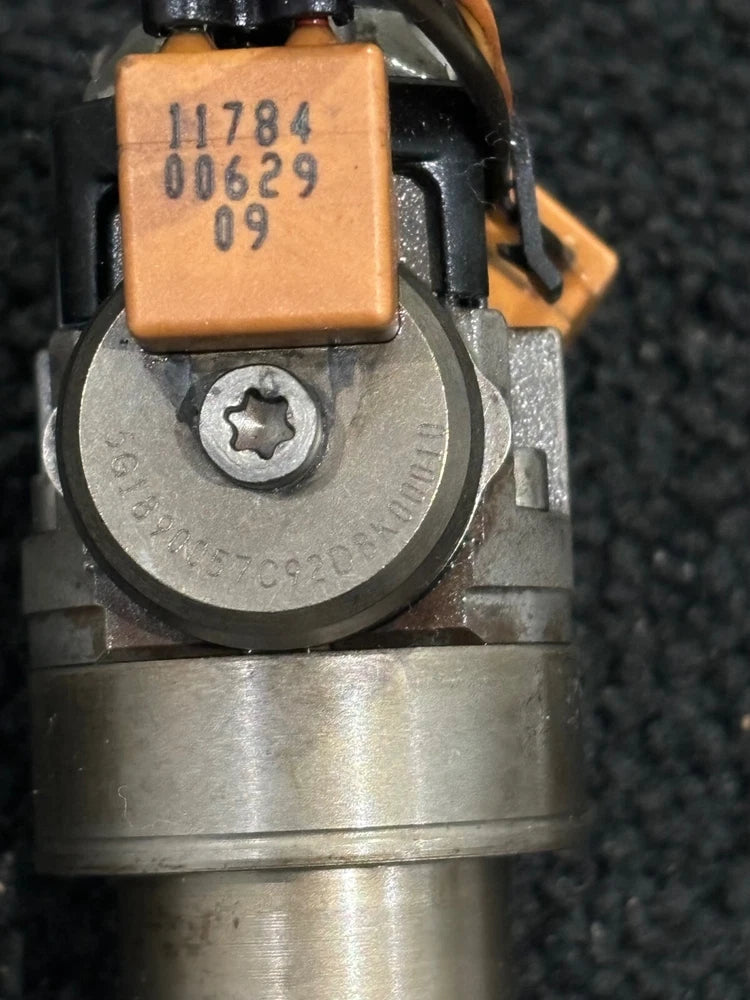 OEM International DT466 Maxxforce 9 10 DT Fuel Injector 1890057C92 5010717R91