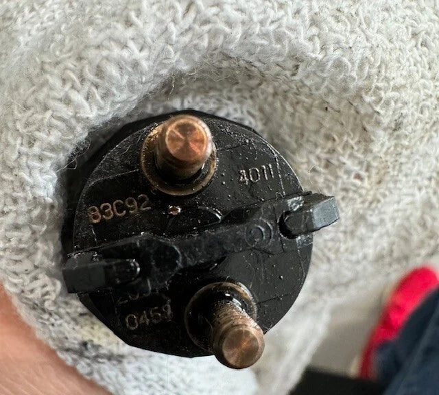 OEM International MAXXFORCE 13 Diesel Engine Fuel Injector 83C92-4011