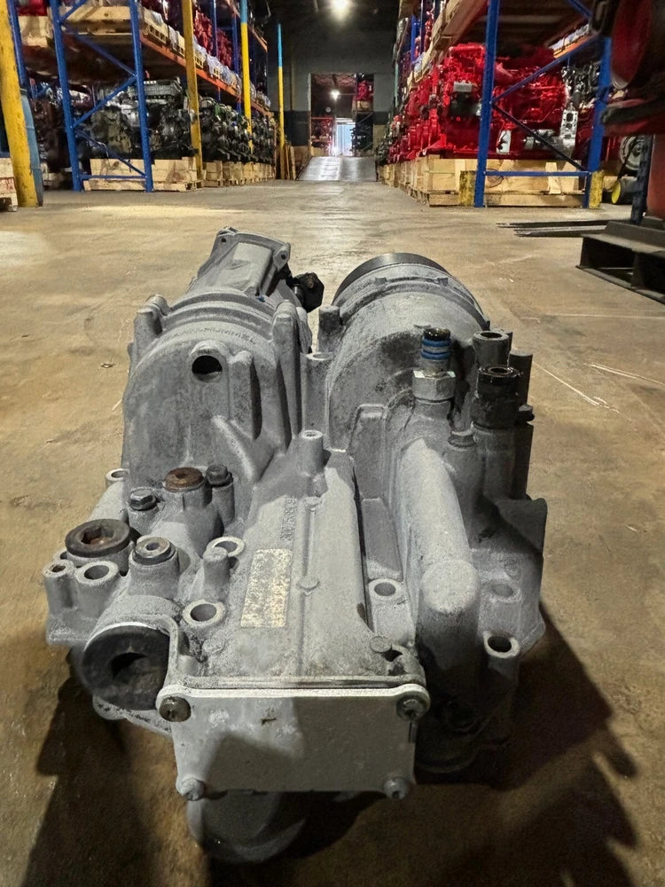 OEM International Maxxforce 13 Diesel Engine Oil Cooler Housing 3007538C93