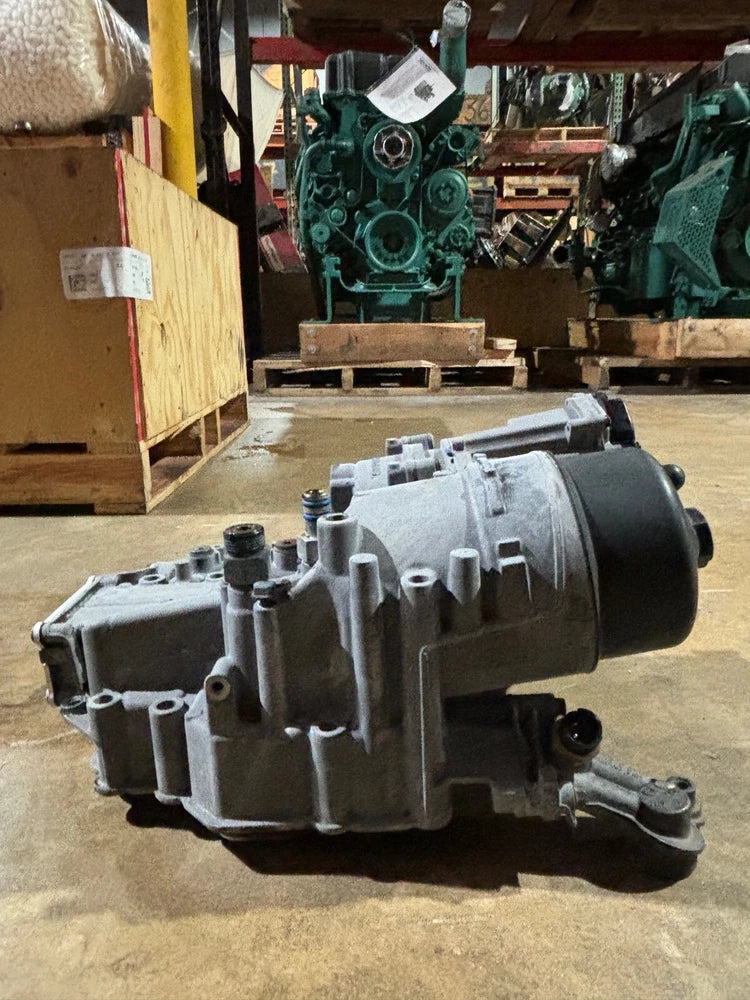 OEM International Maxxforce 13 Diesel Engine Oil Cooler Housing 3007538C93