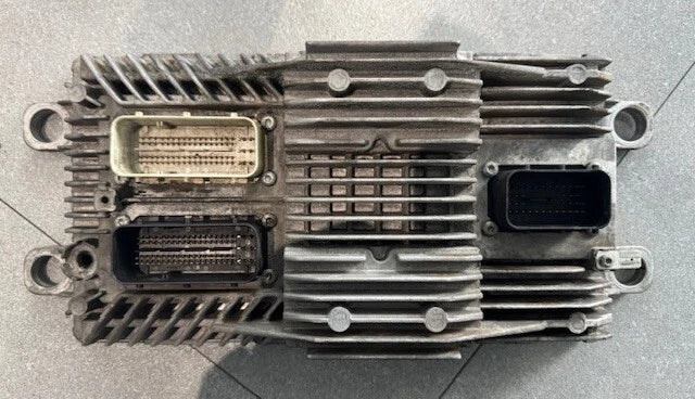 International Maxxforce 9 OEM Engine Control Module ECM ECU 1883086C93