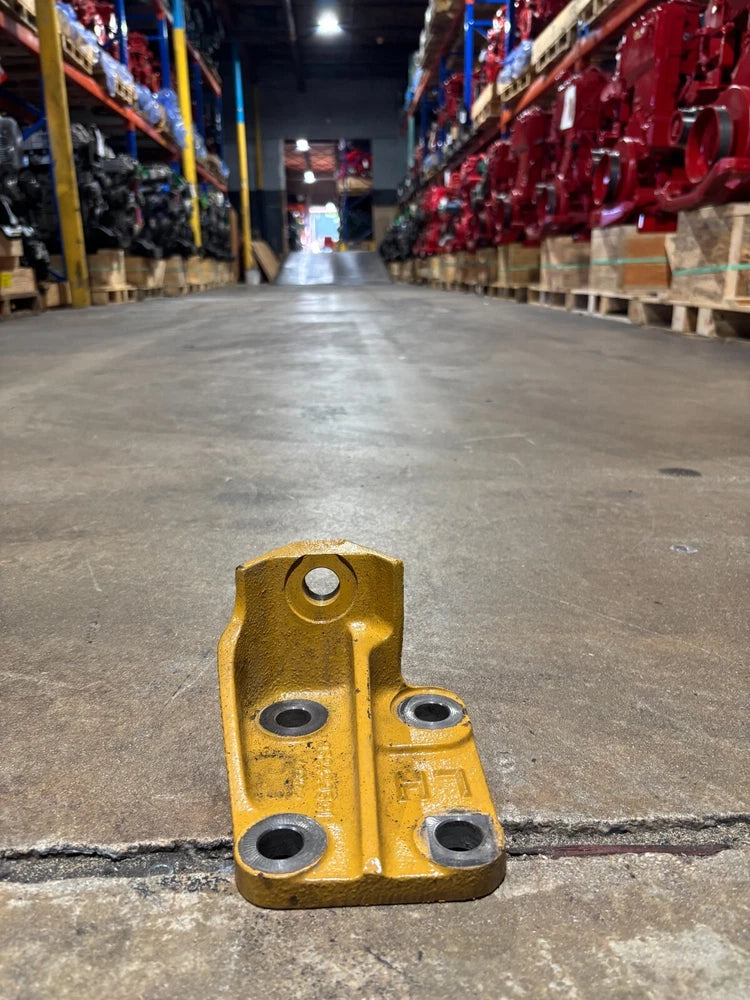 International Rear LH Mount for Caterpillar C15 Engine 3524295C1