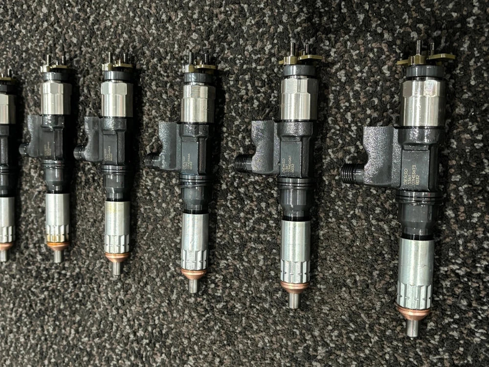 Isuzu 6HK1 OEM Diesel Engine Fuel Injector 5361 8032 EGR Model