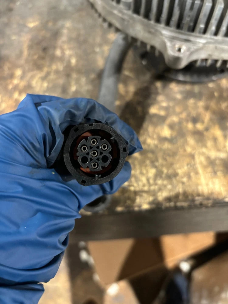 KYSOR OEM Electronic Fan Clutch for Detroit DD13 DD15 KYS020005483 9910405 9810405 9910311 Freightliner Application