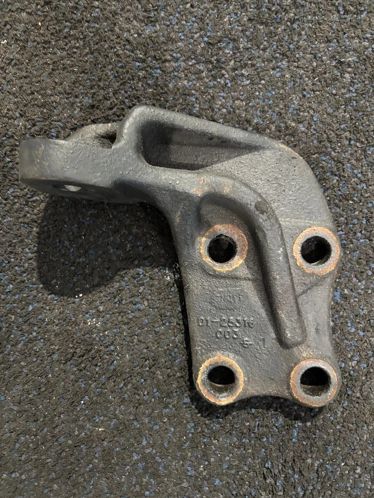 Mercedes Benz OEM Diesel Engine Motor Mount 01-25316-003