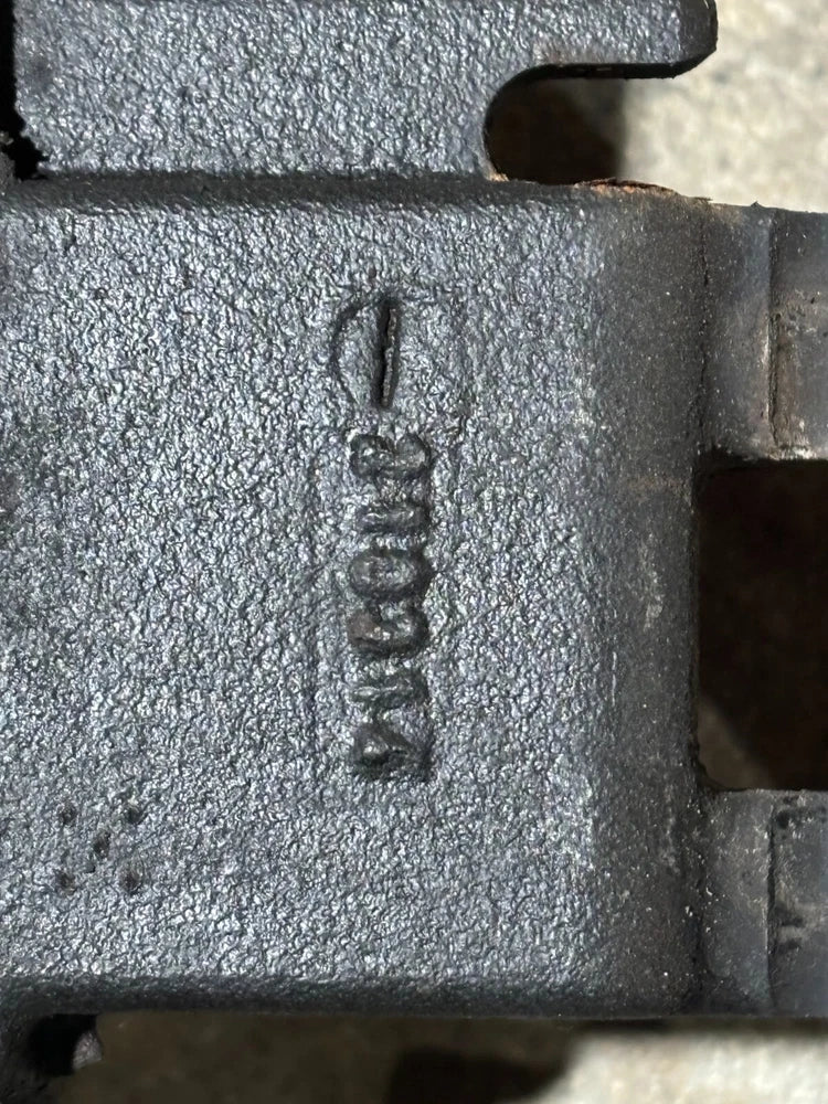 OEM Paccar MX-13 Diesel Engine EGR Cooler Support Bracket 1921726