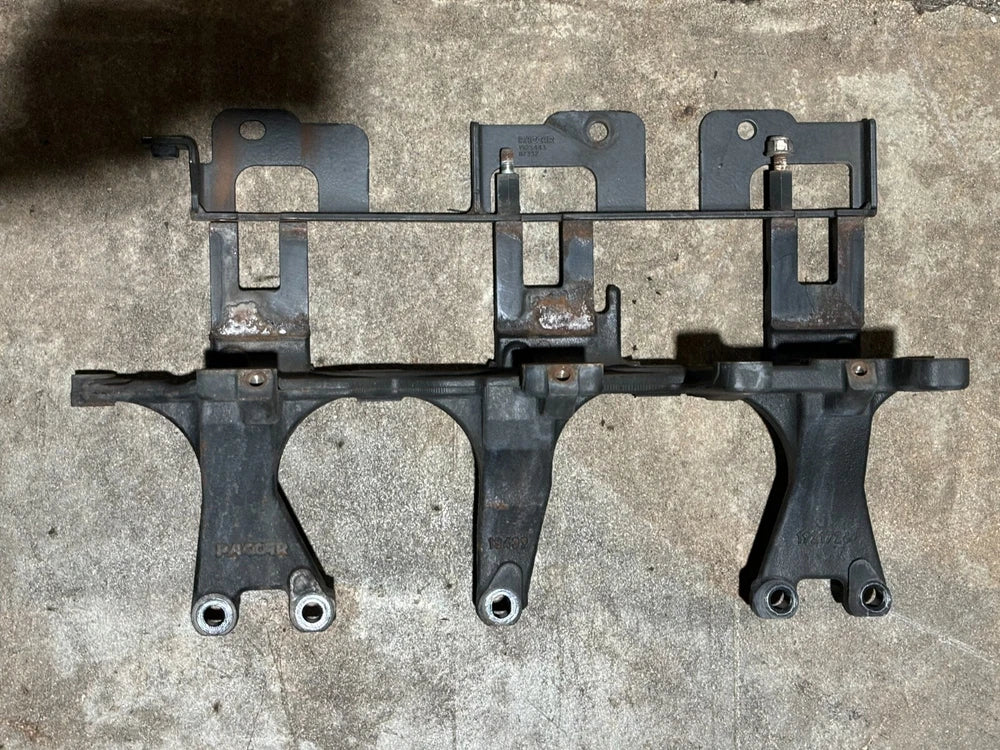 OEM Paccar MX-13 Diesel Engine EGR Cooler Support Bracket 1921726