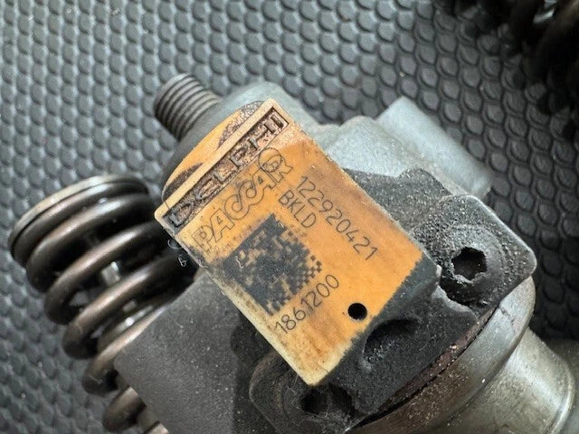 OEM Paccar MX-13 Diesel Engine Fuel Injection Pump 1861200 122920421