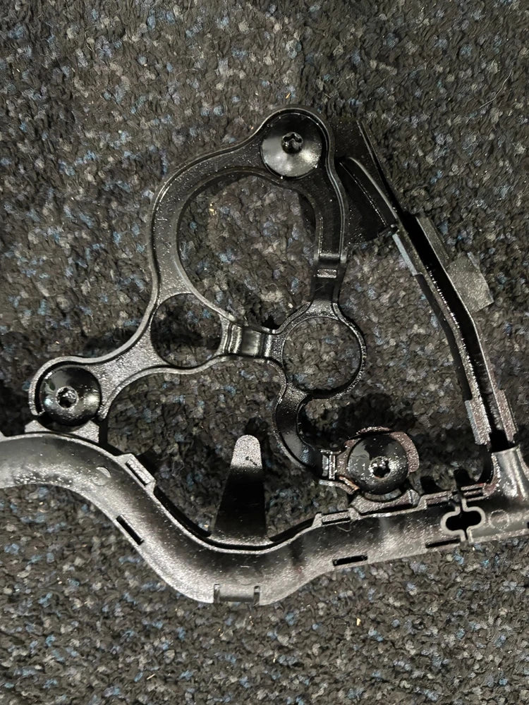 OEM Paccar MX-13 Diesel Engine Injector Wiring Harness Bracket 1738898