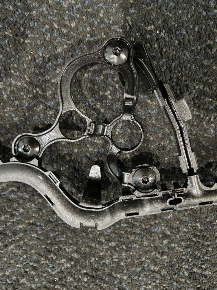 OEM Paccar MX-13 Diesel Engine Injector Wiring Harness Bracket 1738898