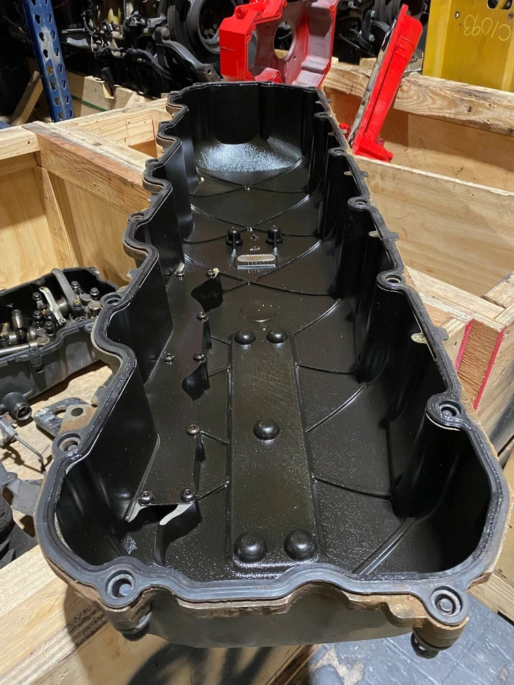 OEM Paccar MX-13 Diesel Engine Valve Cover, 1885473