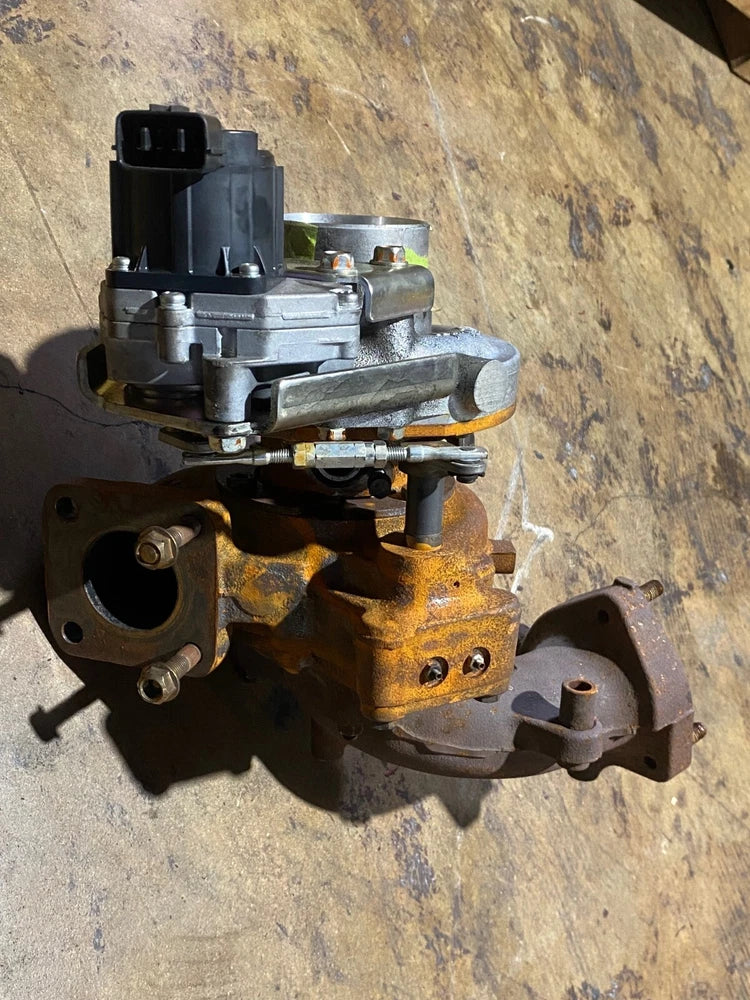 OEM VIFH RHF55V Turbocharger for Isuzu 4HK1 Diesel Engine 8983263970