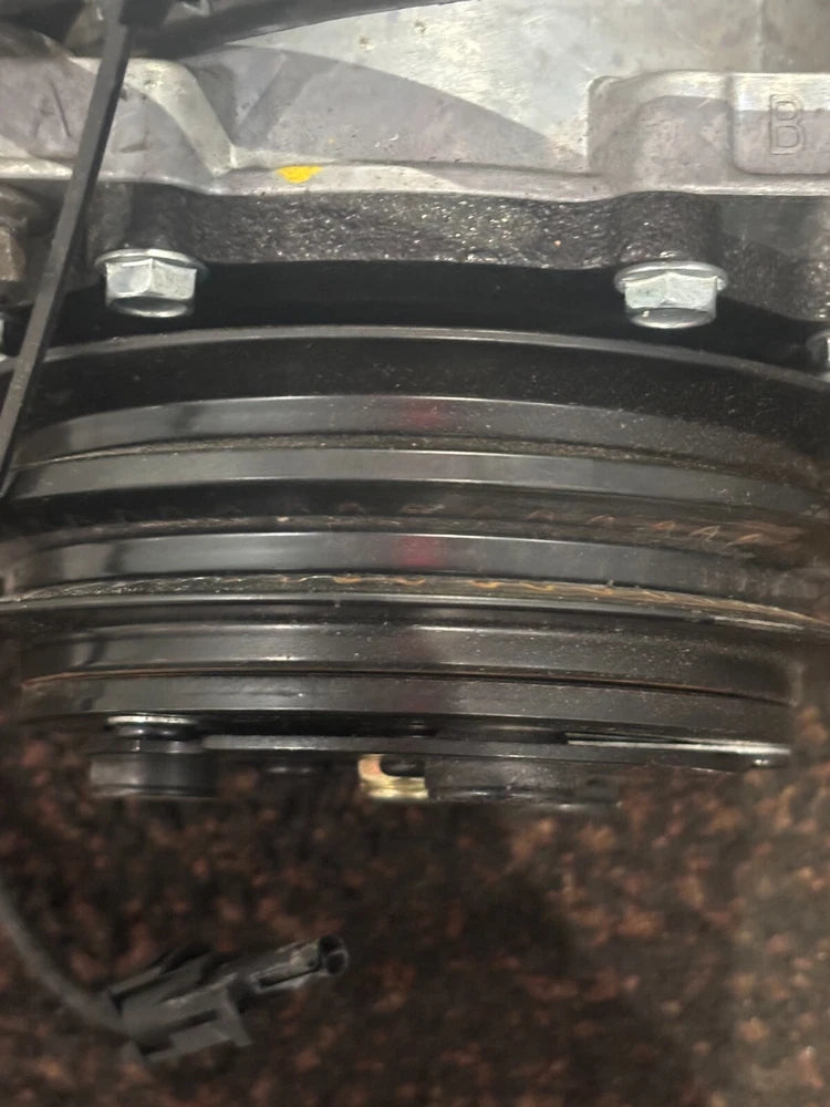 OEM Volvo A/C Compressor 85129262 12V