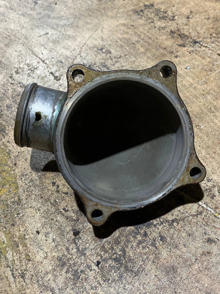 OEM Volvo D13 Diesel Engine Thermostat Housing 21861948