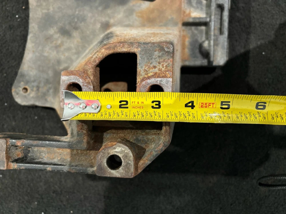 OEM Volvo Mounting Bracket for Cummins ISX Diesel Engine 20754966