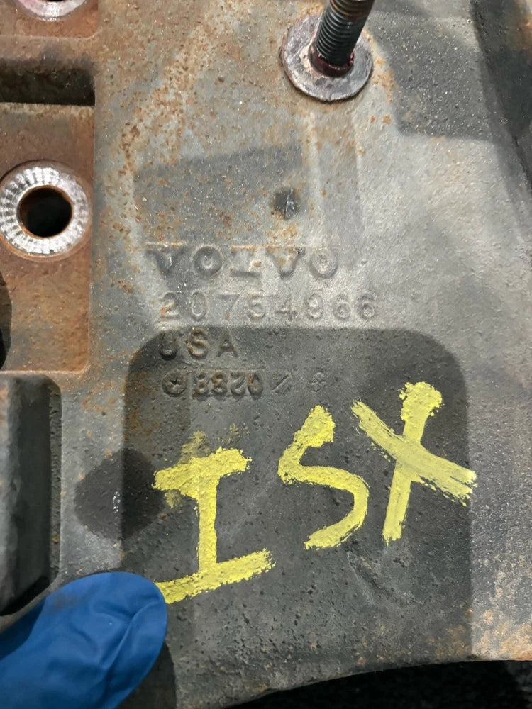 OEM Volvo Mounting Bracket for Cummins ISX Diesel Engine 20754966