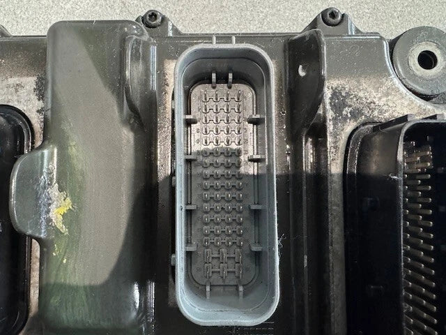 Paccar MX-13 2015 Diesel Engine Control Module ECM ECU 1877245 2013285 2298831