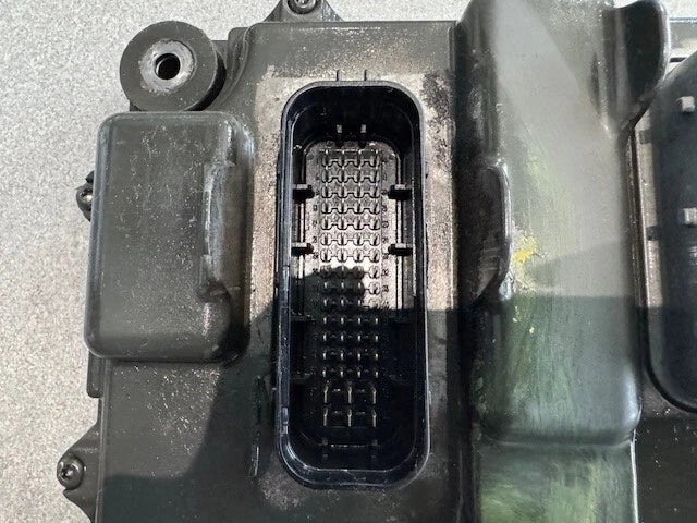 Paccar MX-13 2015 Diesel Engine Control Module ECM ECU 1877245 2013285 2298831