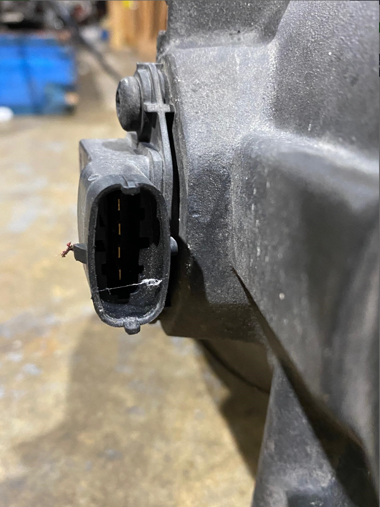 Paccar mx-13 diesel engine air transfer tube 1910628