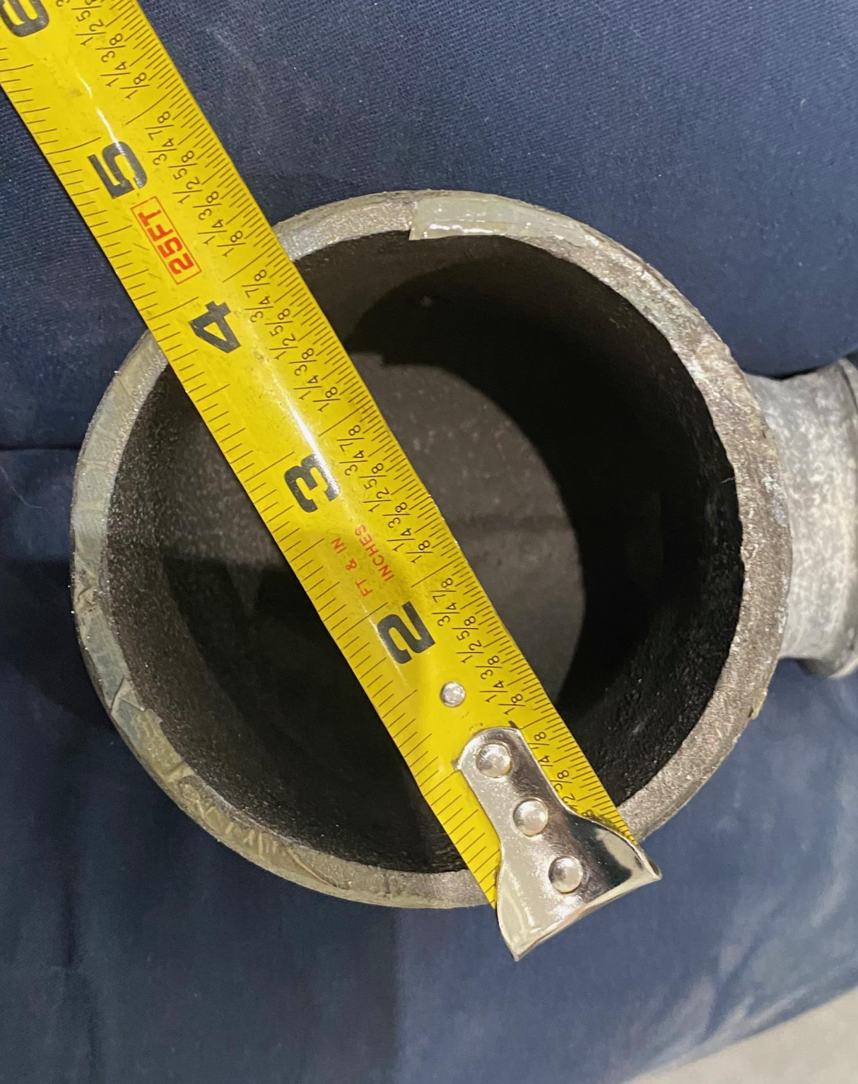Cummins oem diesel engine air transfer pipe 3883977