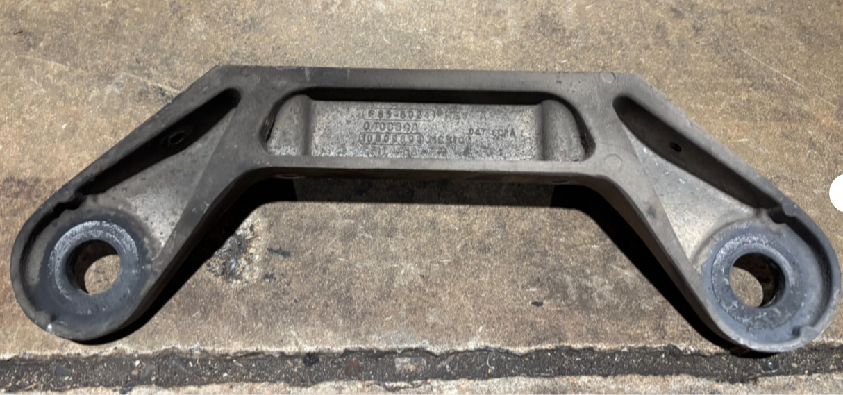Peterbilt Motor Mount F85-6024 10009898