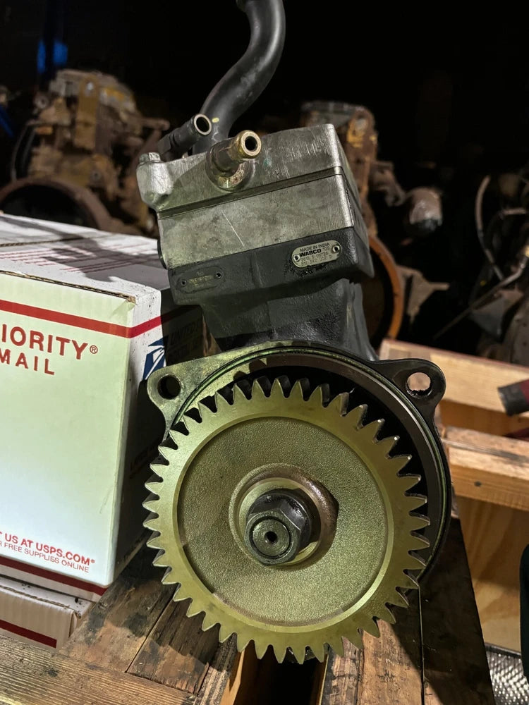 Wabco Twin Cylinder Air Brake Compressor for Mack & Volvo 21170177, 9125420020