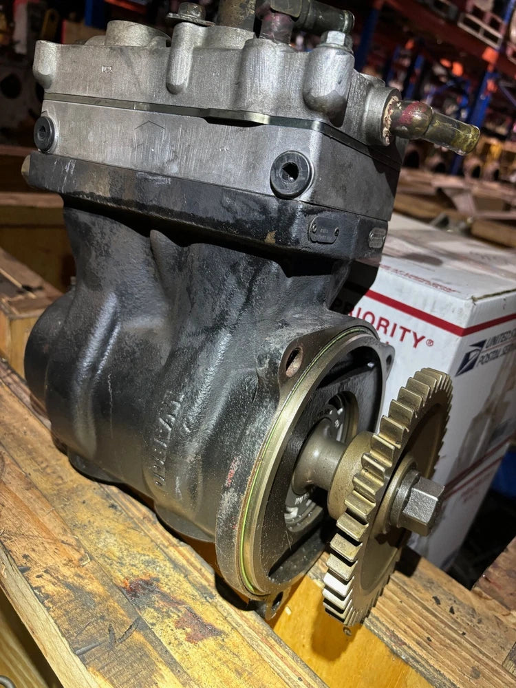 Wabco Twin Cylinder Air Brake Compressor for Mack & Volvo 21170177, 9125420020