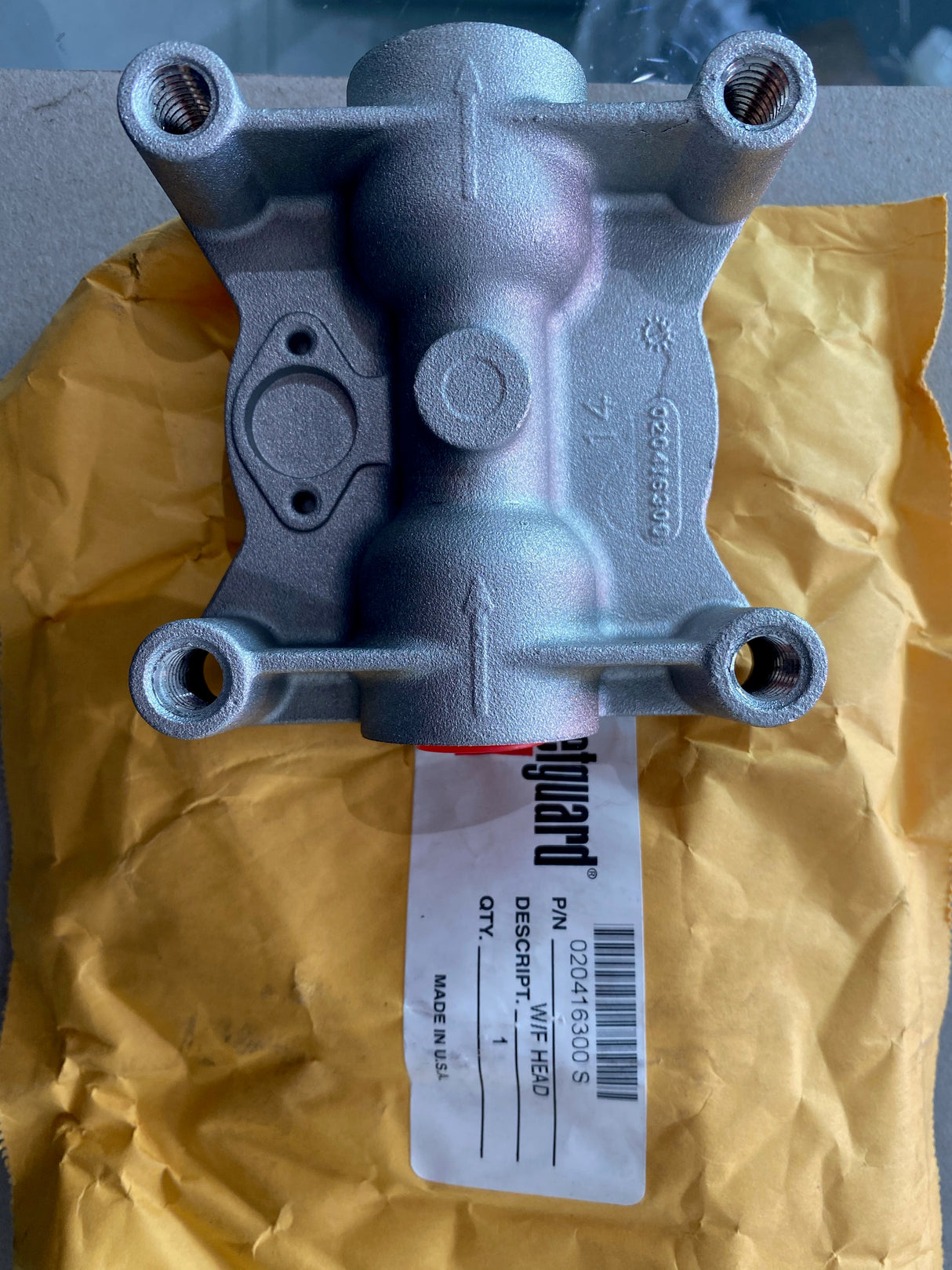 Fleetguard Cummins 020416300S Filter Head