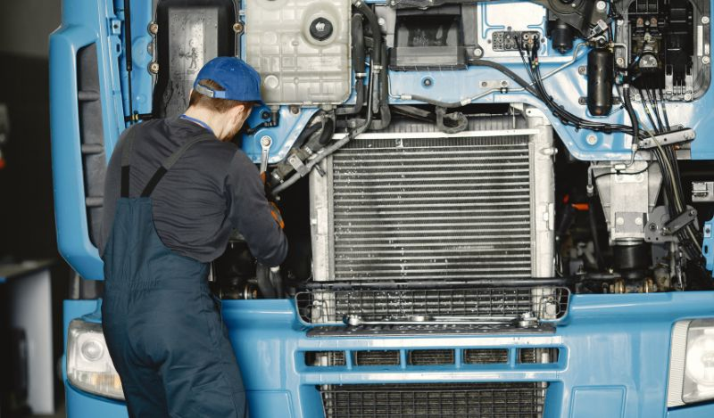 How to Choose the Right A/C Compressor for a Semi Truck 