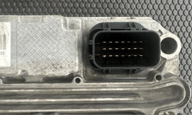 2011 Detroit DD13 Diesel Engine Control Module, ECM, ECU, RA0024460135, EPA10