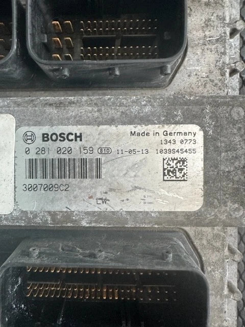 2012 International MaxxForce 13 Diesel Engine Control Module ECM ECU 3007009C2