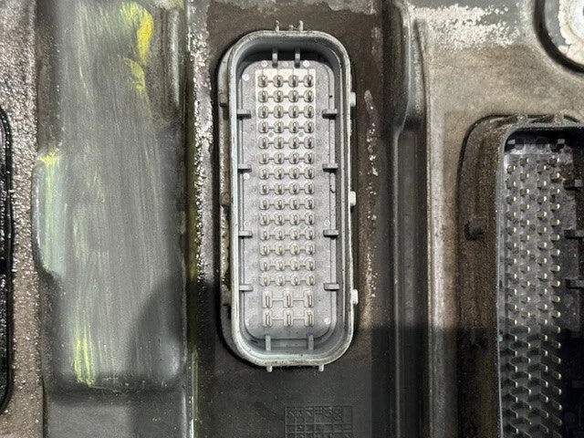 2013 Paccar MX-13 Control Module ECM ECU 1877245 2015228 2109556 2013285 2298831