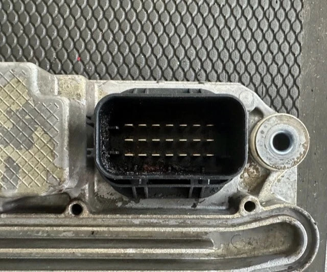2014 Detroit DD15 Diesel Engine Control Module, ECM, ECU, A0014462835