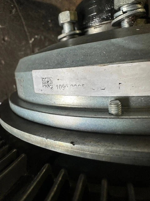 BorgWarner Fan Clutch off Mack MP8 1090-09650-01B, 010027944