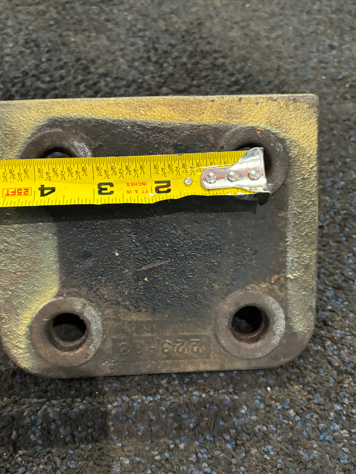 Caterpillar 3406 Rear Engine Mount Bracket Freightliner 01-15189 01-20140-000