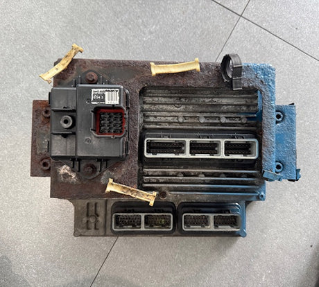 International dt570 control module ecm 1845117c5 1842443c97 1839368c2
