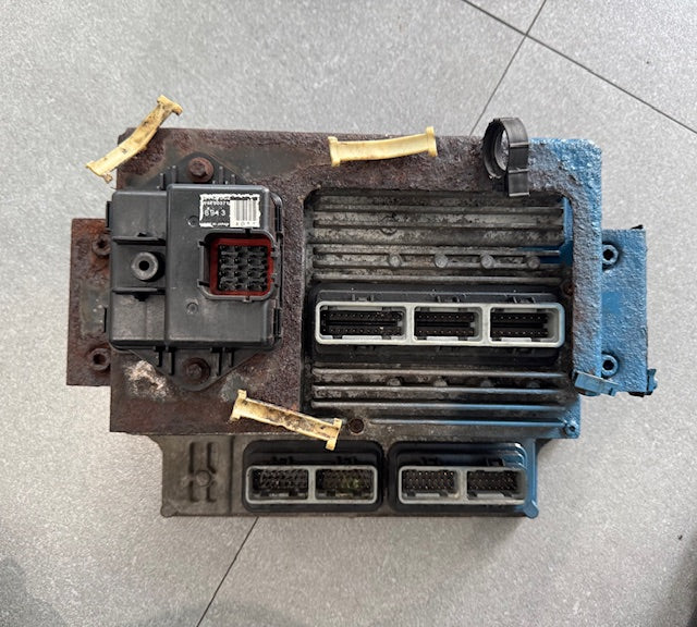 International dt570 control module ecm 1845117c5 1842443c97 1839368c2