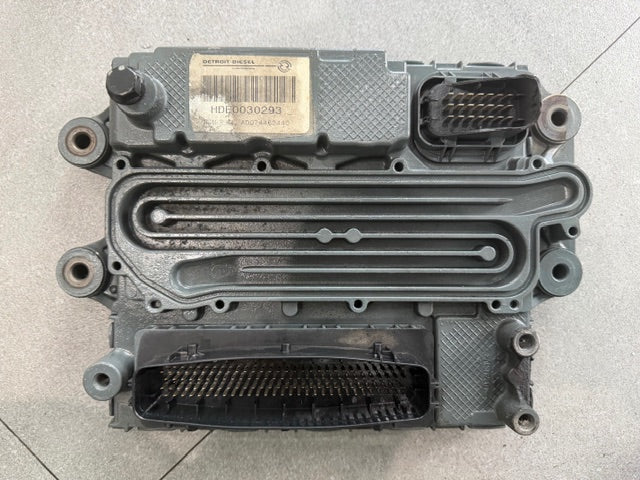 Detroit DD13 Diesel Engine Control Module ECM ECU A0074463440
