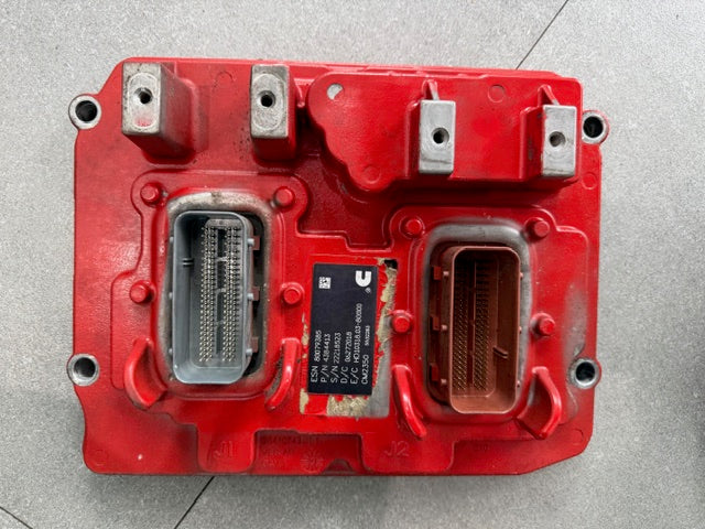 Cummins X15 EPA17 Diesel Engine Control Module ECM ECU CM2350 4384413 4384412