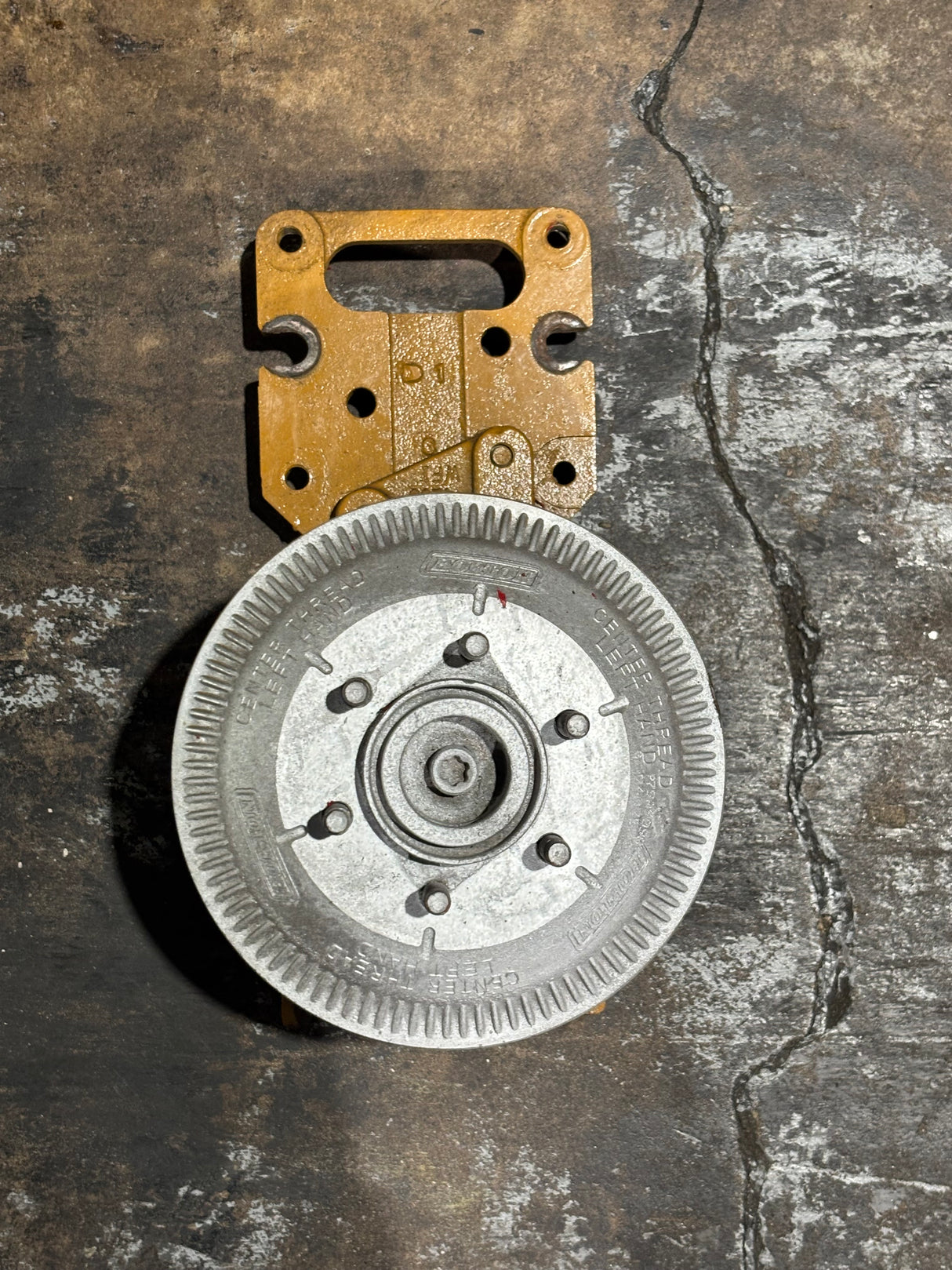 Horton Fan Clutch for Caterpillar C10 C12 Engine 79A9098 989098 05-25159-020