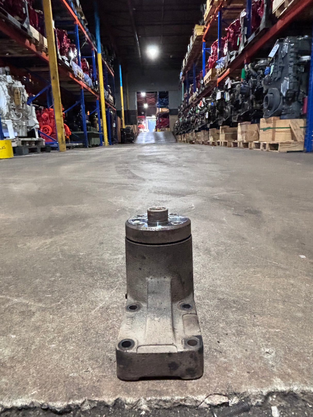 Cummins 5.9 oem diesel engine fan support bracket 5260996