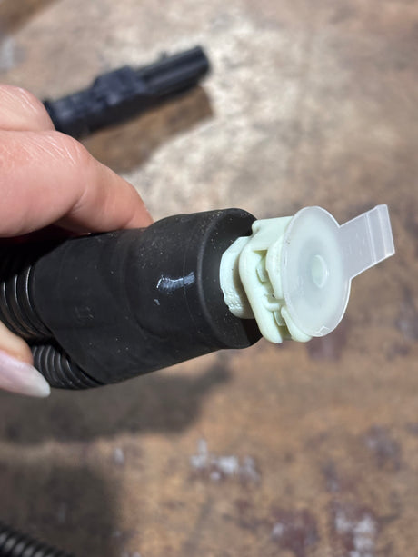 Caterpillar diesel exhaust fluid heated line hose 384-8084