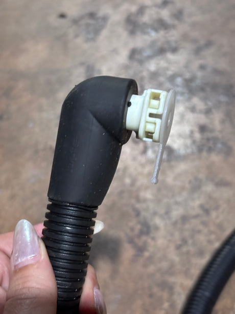 Caterpillar diesel exhaust fluid heated line hose 384-8084