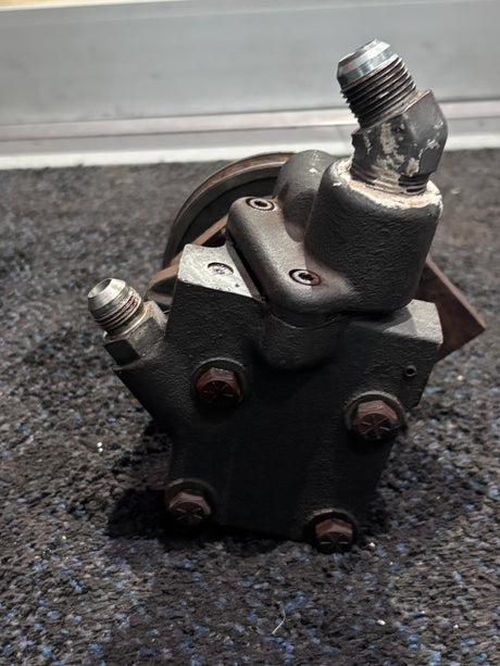 Caterpillar 3208 power steering pump 17394