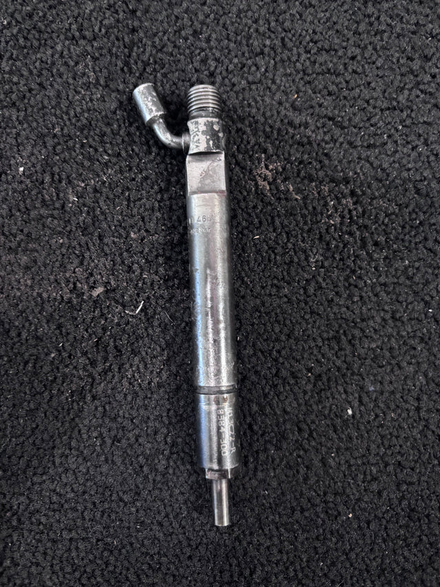 Core bosch fuel injector for cummins 8384